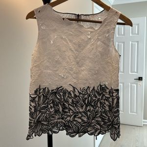 Sleeveless blouse
